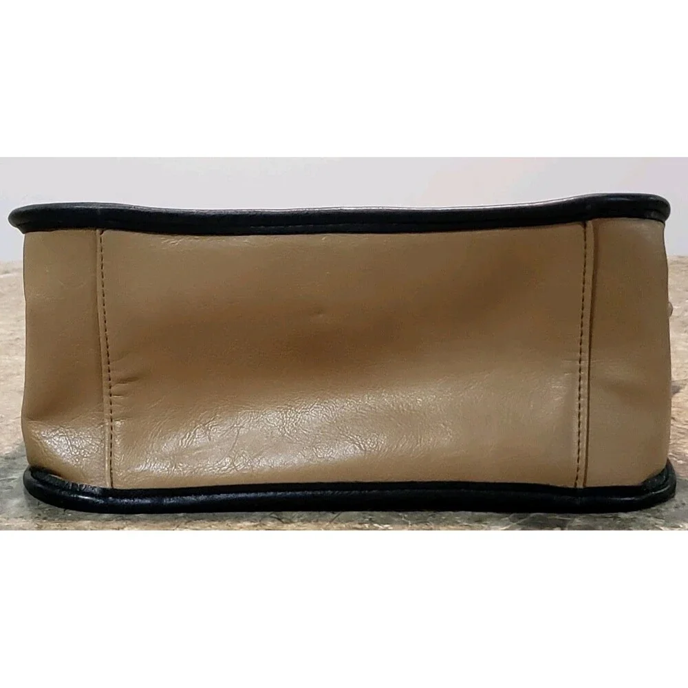 London Fog Faux Ostrich Skin Purse Handbag Black/Beige Lock Key Design 5 Pockets - Picture 8 of 10